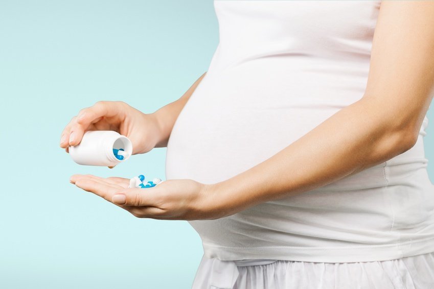 A duhet të ndërpriten medikamentet për ADHD gjatë shtatzënisë?